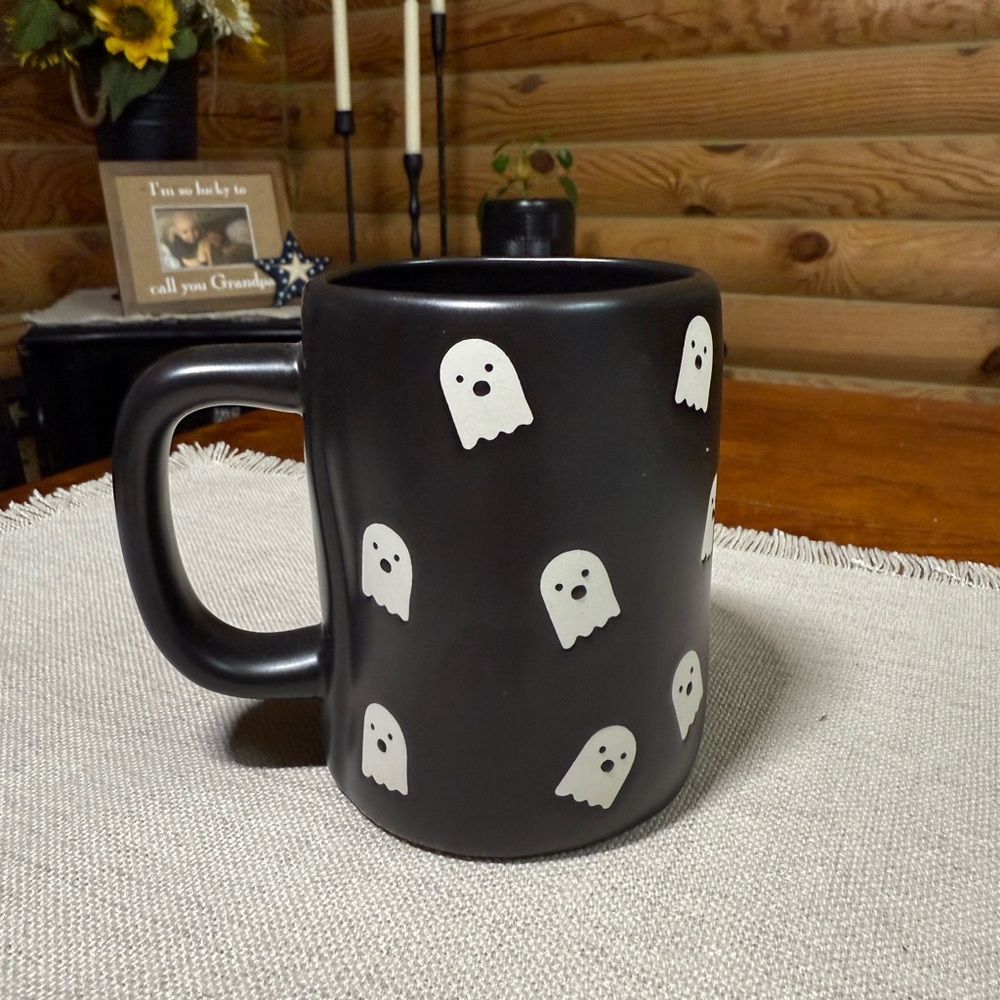 BOO Rae Dunn HALLOWEEN Mug - Picture 2 of 2
